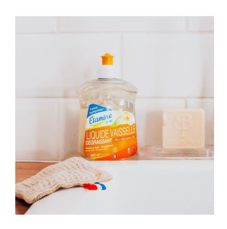Productos de limpieza innovadores para el hogar - Fábrica de detergentes  DERMO